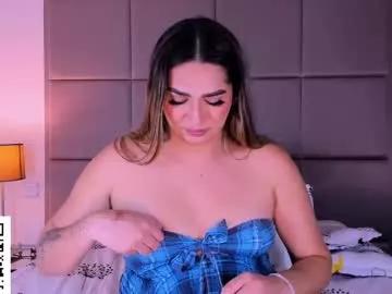 Discover our girls online shows and discover the company of countless livestreamers, with stunning shapes, sex toys and more.
