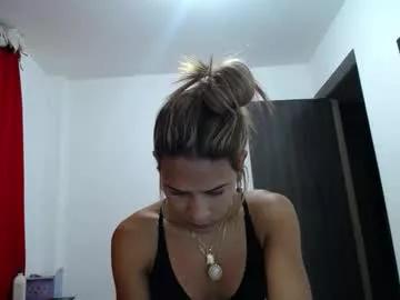 isaura_latina from Chaturbate is Freechat