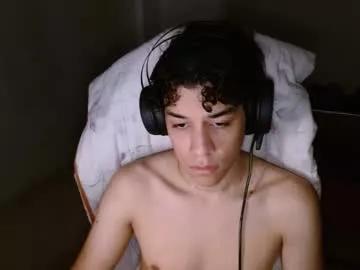 isidroglasc from Chaturbate