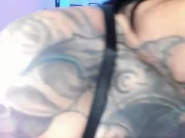 isisraichuu from Chaturbate