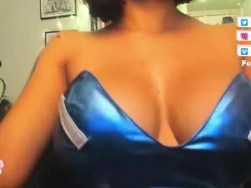 issa_latin from Chaturbate
