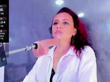 issys_milf from Chaturbate