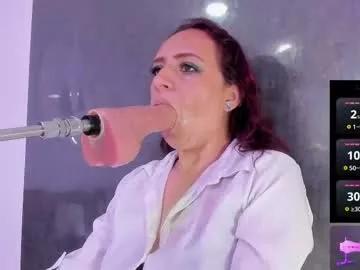 issys_milf from Chaturbate