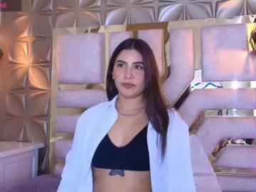 Ivonnymyst webcams show profile image 