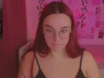 iwi_wi_wi from Chaturbate