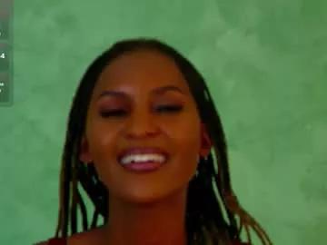 izzie_sugar from Chaturbate