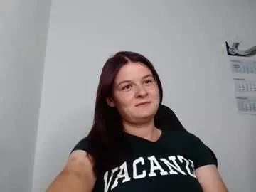Izzyflame18 webcams show profile image 