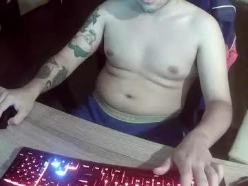 izzys_bestboy from Chaturbate