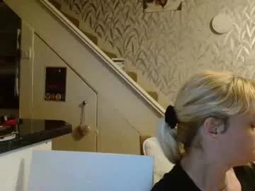 jakkilouise from Chaturbate