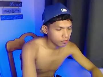 Janlloyd04 webcams show profile image 