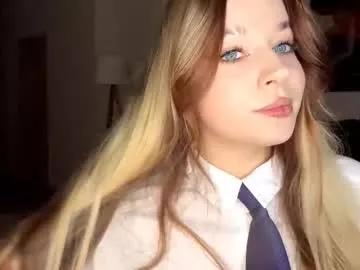 janniekeneipp from Chaturbate