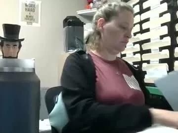 jennibean6996 from Chaturbate