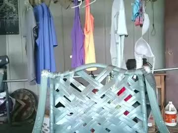 jess_n_ryan from Chaturbate