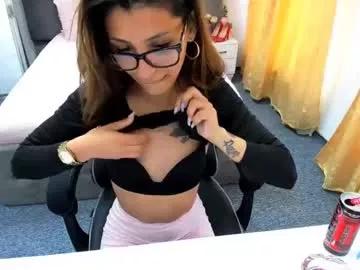 jessicasimson from Chaturbate
