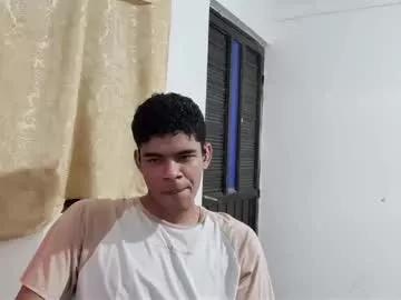 Jonhsebastiann webcams show profile image 