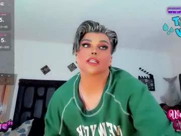 jujubee_lander from Chaturbate