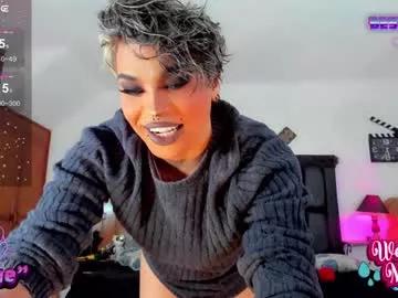 jujubee_lander from Chaturbate