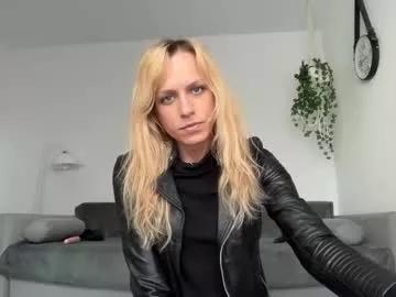 Juliashka webcams show profile image 