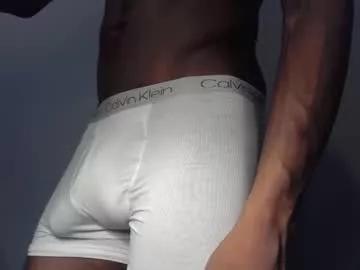 Julienlongg webcams show profile image 