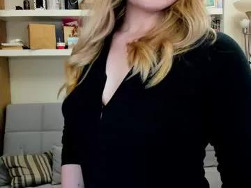 kara_smith_ from Chaturbate