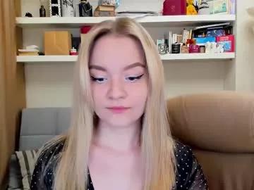 kara_smith_ from Chaturbate