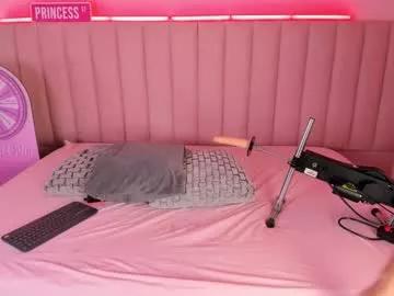 Karriewatson webcams show profile image 