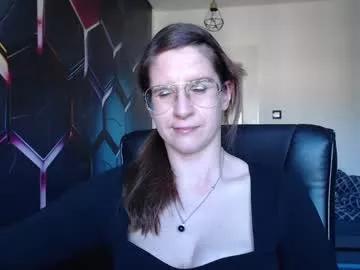 kayalips from Chaturbate