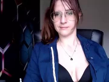 kayalips from Chaturbate