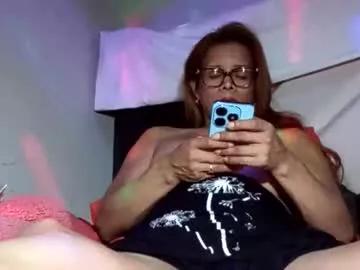 kelly_alisset from Chaturbate