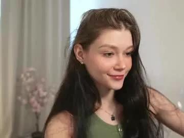 kelly_ember from Chaturbate
