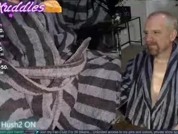 kenkuddles from Chaturbate