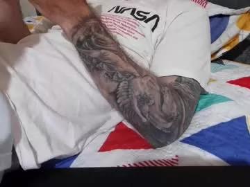 kennerfox77 from Chaturbate