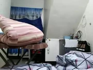 kenneyjean33 from Chaturbate
