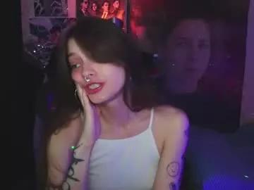 kerrie_crystal from Chaturbate