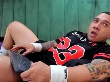 kiing_magic from Chaturbate
