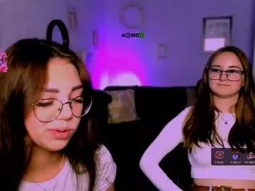 kiki_swan from Chaturbate