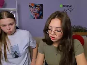 kiki_swan from Chaturbate