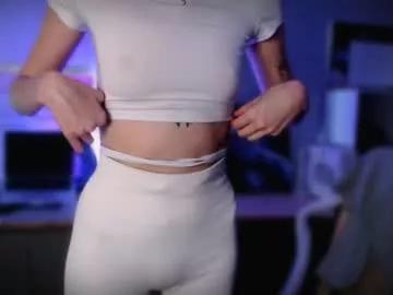 kikies_ from Chaturbate