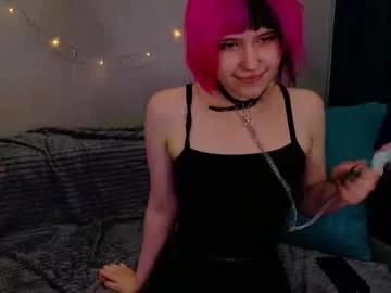kikimoor from Chaturbate