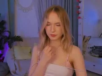 kikishyness from Chaturbate
