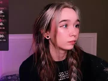 kimiko_luv from Chaturbate