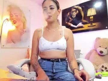 kimmberly_saenz_ from Chaturbate