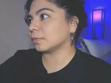 kimmiakiss22 from Chaturbate