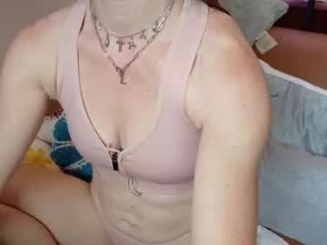 kinkilexixxx from Chaturbate