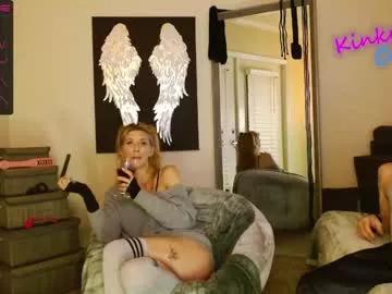 kinkycouple0025 from Chaturbate