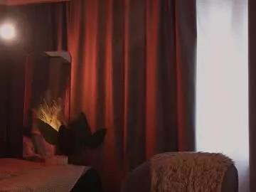 kinkylina_ from Chaturbate
