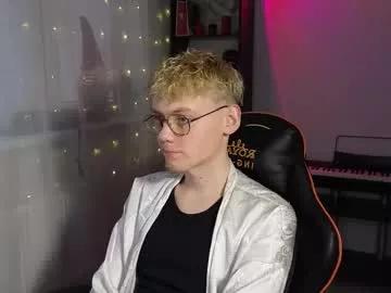 kirill_20_cm from Chaturbate