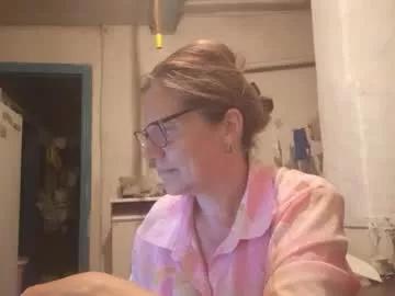 kissandvibe from Chaturbate