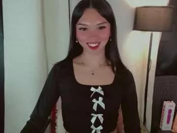 kitteylovesyou from Chaturbate