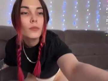 kittie_bear from Chaturbate